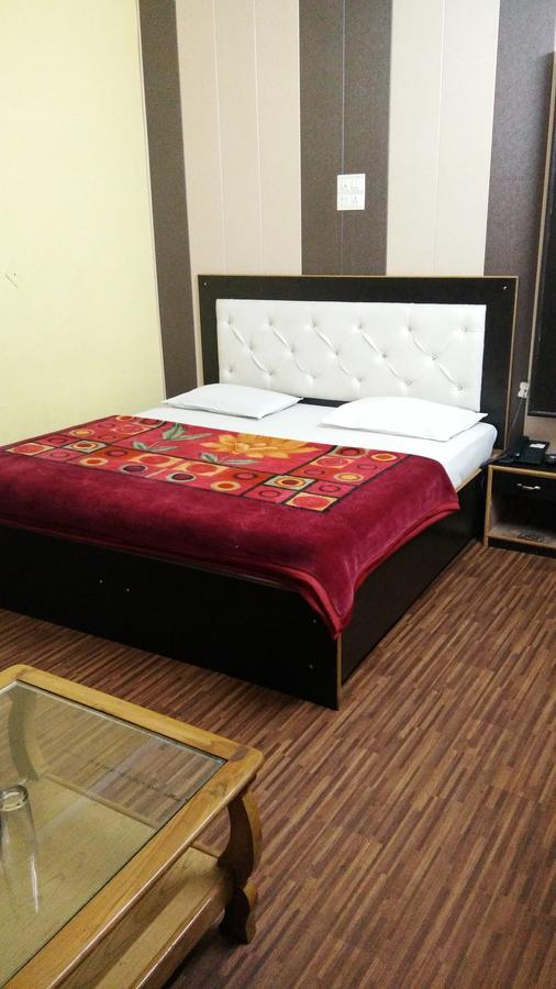Hotel Ashok Haridwār Zewnętrze zdjęcie